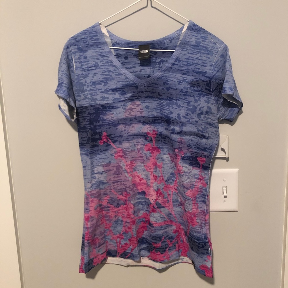 The North Face t-shirt